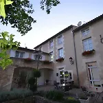 Logis Le Saint Georges Hotel 3*