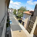 Logis Le Saint Georges Hotel