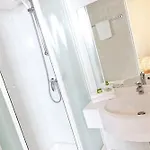 Logis Le Saint Georges Hotel 3*