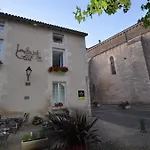 Logis Le Saint Georges Hotel