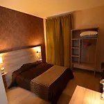 Logis Le Saint Georges Hotel 3*