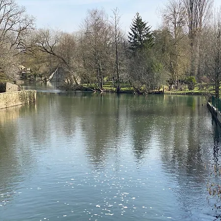 Logis Le Saint Georges Hotel Vivonne