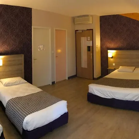 Logis Le Saint Georges 3* Vivonne