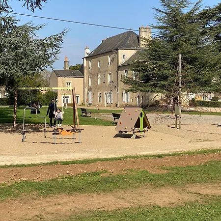 Logis Le Saint Georges 3*