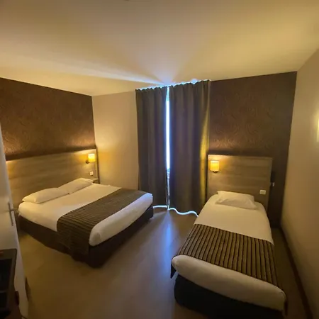 Logis Le Saint Georges Hotel Vivonne