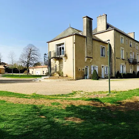 Logis Le Saint Georges 3*