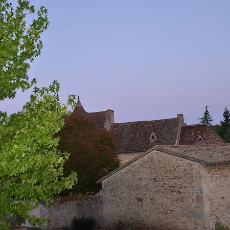 Logis Le Saint Georges 3*