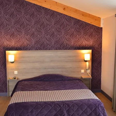 Logis Le Saint Georges Hotel