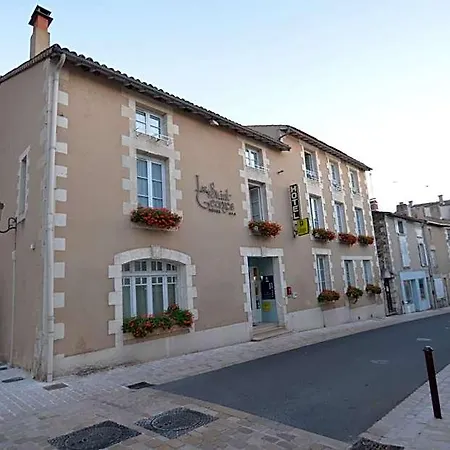 Hotel Logis Le Saint Georges Vivonne