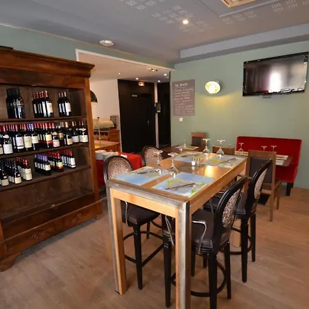 Hotel Logis Le Saint Georges 3*