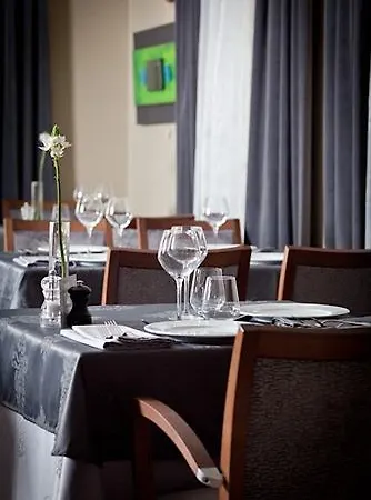 Hotel Logis Le Saint Georges 3*