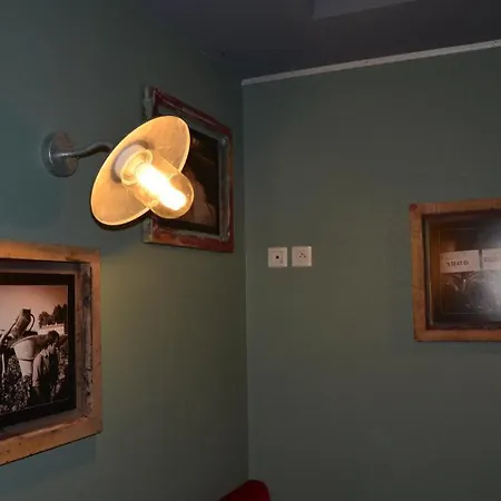 Logis Le Saint Georges Hotel