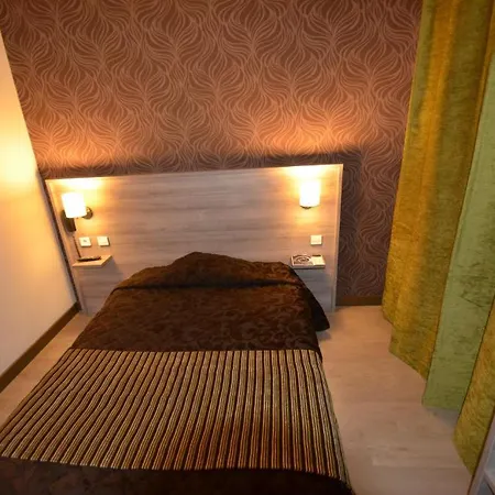 Logis Le Saint Georges Hotel Vivonne
