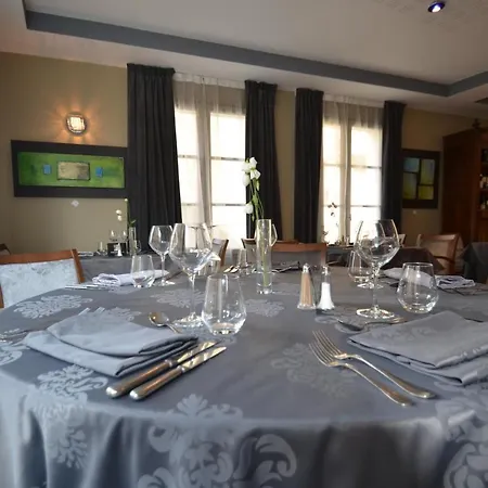 호텔 Logis Le Saint Georges 비본느