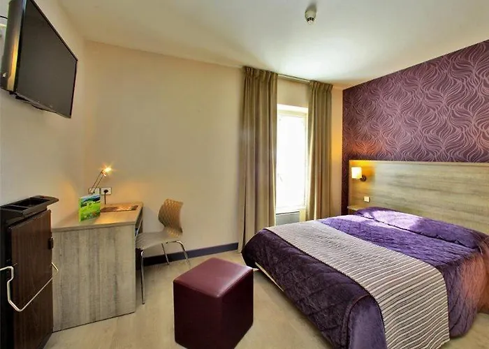 Hotel Logis Le Saint Georges 3*