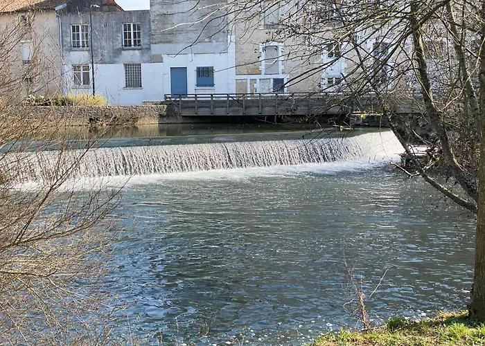 Hotel Logis Le Saint Georges 3*