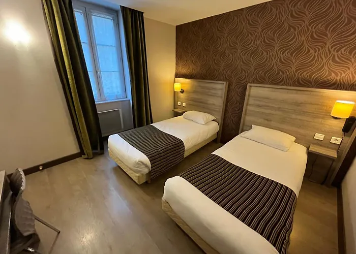 Hotel Logis Le Saint Georges 3*