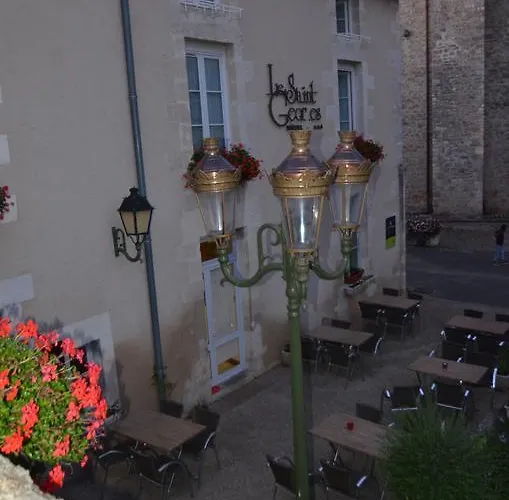 Logis Le Saint Georges 3* Vivonne