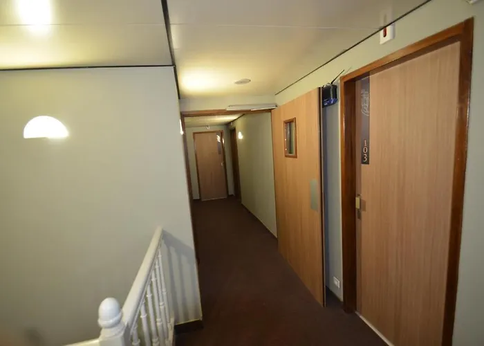 Logis Le Saint Georges 3*