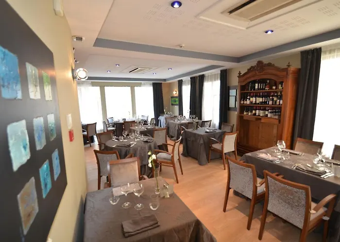 Hotel Logis Le Saint Georges 3*