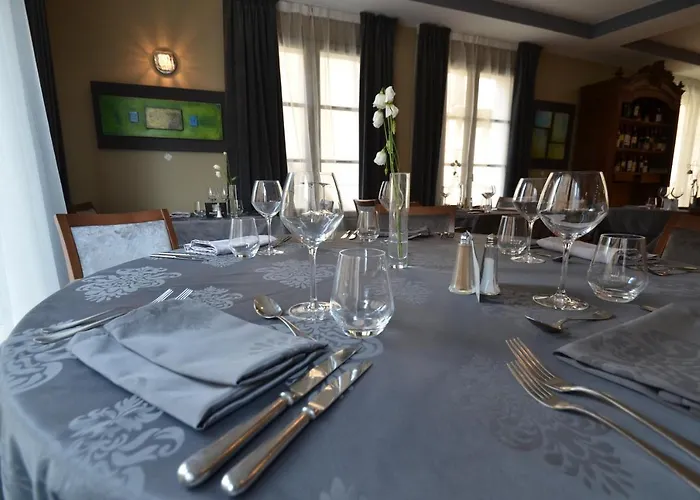 Logis Le Saint Georges Hotel Vivonne